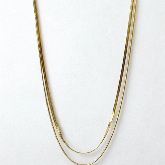 dvostruki lančić, layering necklace, talijanski lanac, pozlaćena ogrlica, ZAYA x CASSETTE, zlatni lanac, minimalistički nakit, chic nakit 2025, hypoallergenic necklace, poklon za curu, zaya-hr.com, ogrlica za svaki dan, moderni nakit online, elegantni modni dodatak, layering look, modna ogrlica iz Barcelone