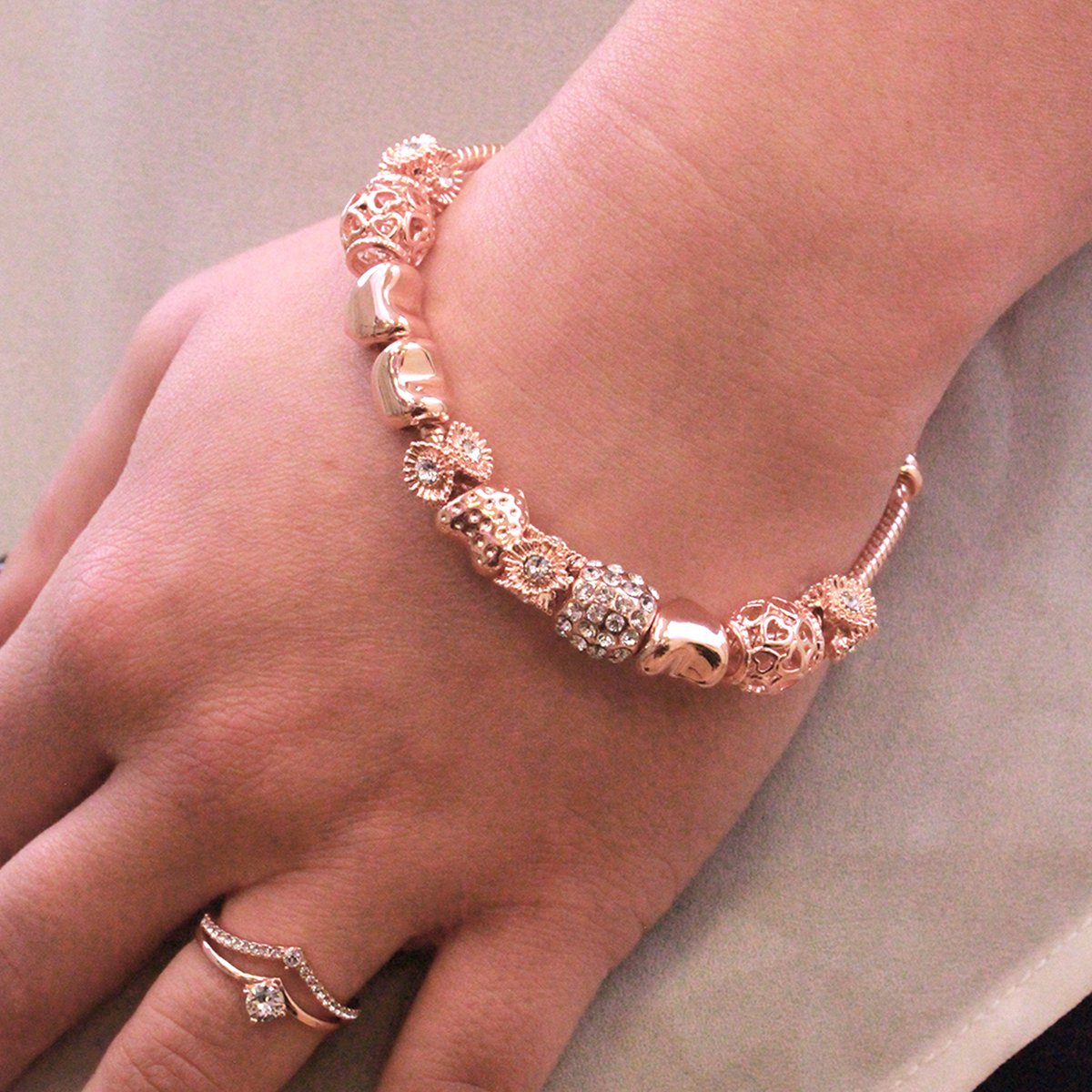 ZAYA x MYC Paris 🇫🇷 – Narukvica Radiant Charm (Rose Gold & Crystal)