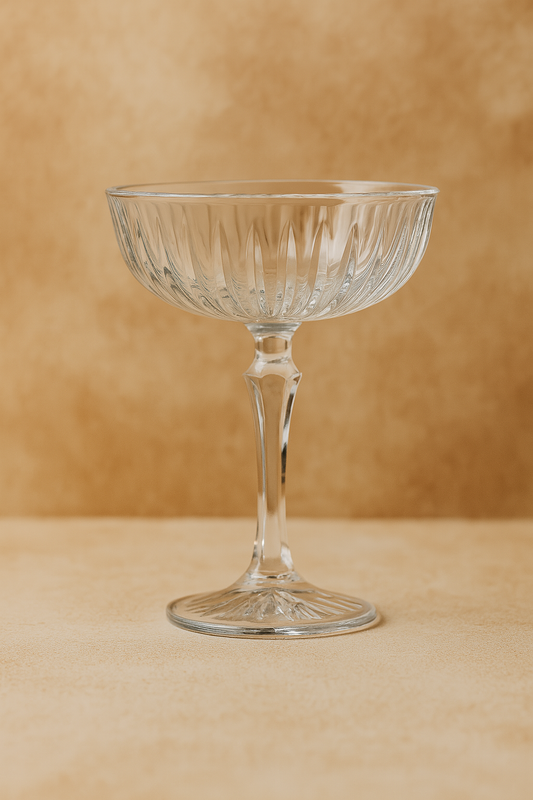 coupe čaše, Joy Coupe Pasabahce, ZAYA čaše, čaše za pjenušac, retro glam, koktel serviranje, poklon set čaša, čaše s karakterom, home bar, dizajnerske čaše